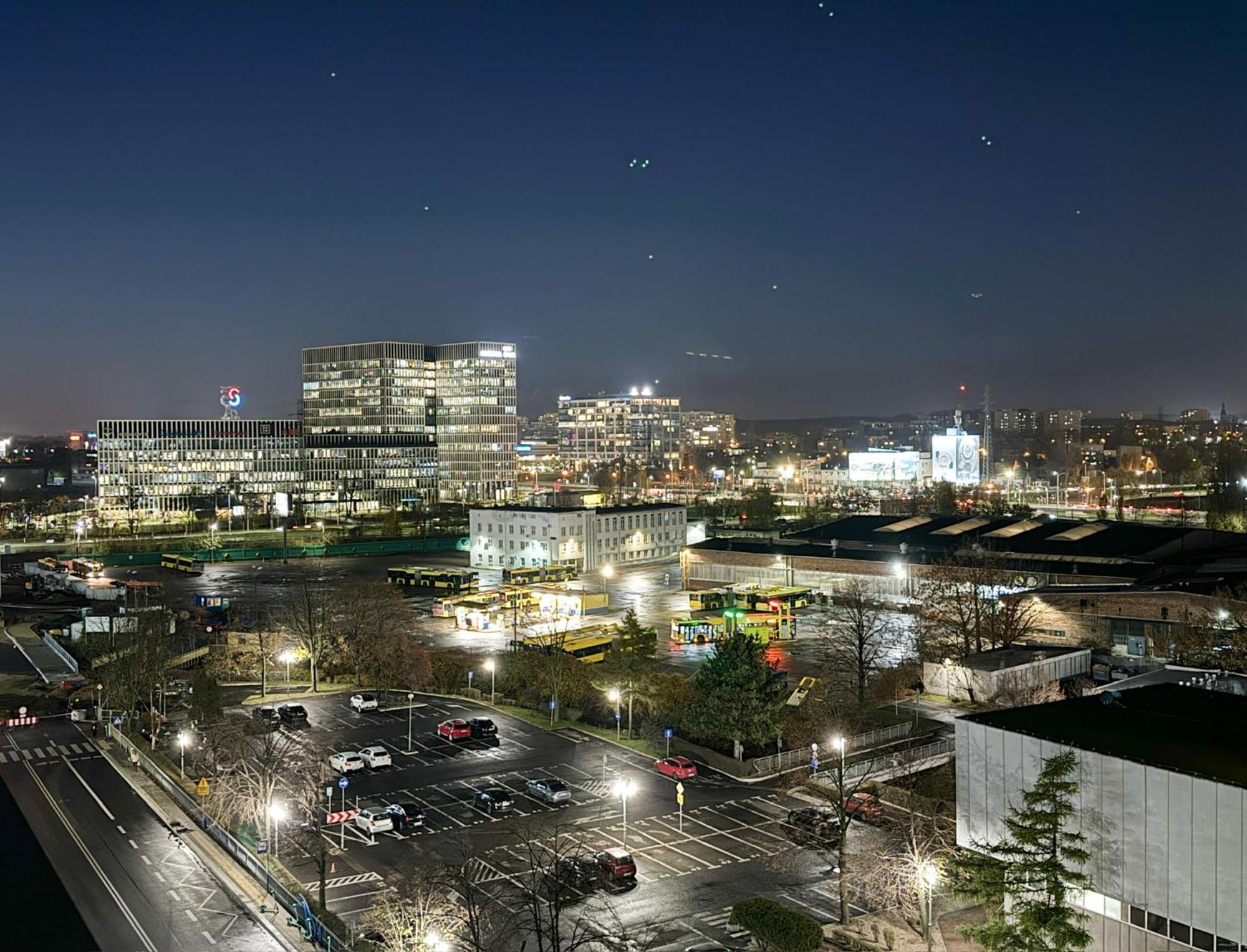 Lakru Apartments Global Office, Free Garage, Self Check-In Катовице Экстерьер фото